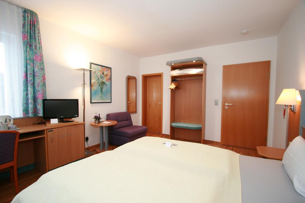 Hotel Ambiente Lich Esterno foto
